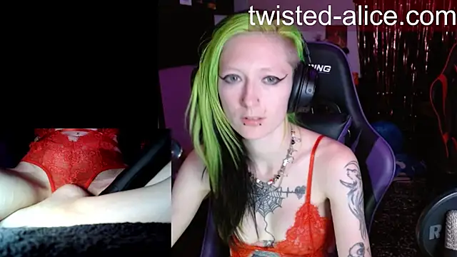 Snapshot of alicewonder09 chatting on 5, 7, 2026 alicewonder09 online show from 5, 7, 2026