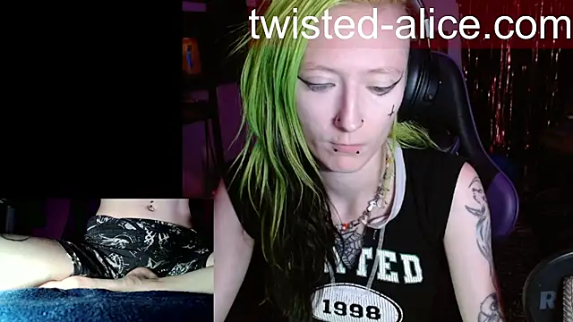 Snapshot of alicewonder09 chatting on 15, 7, 2026 alicewonder09 online show from 15, 7, 2026