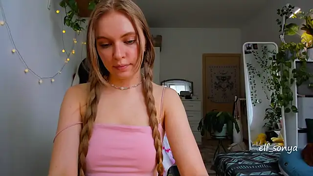 Snapshot of KittyNeon chatting on 2, 6, 2026 KittyNeon online show from 2, 6, 2026
