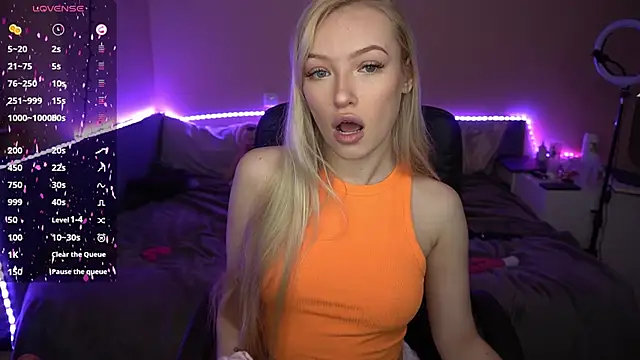 AmandaFiree online show from 7, 3, 2025