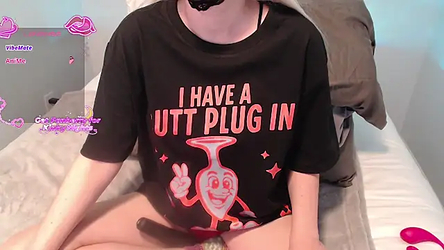 Snapshot of Agatha6969x chatting on 3, 11, 2025 Agatha6969x online show from 3, 11, 2025