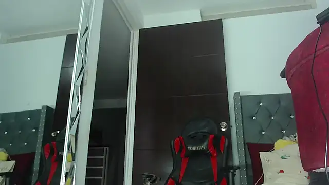 Snapshot of party_aass chatting on 11, 9, 2025 party aass online show from 11, 9, 2025