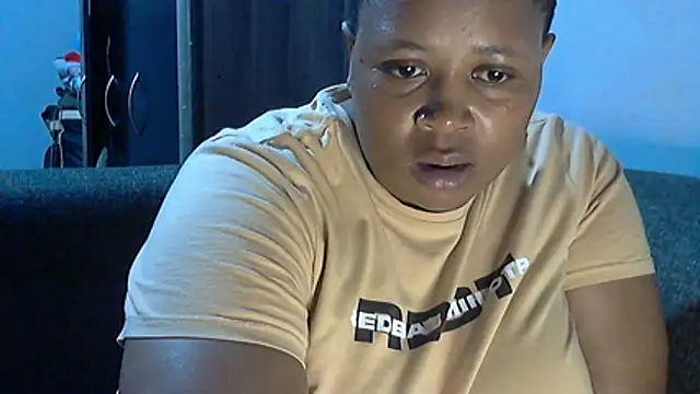 Snapshot of Sexy-queen99xx chatting on 18, 4, 2026 Sexy-queen99xx online show from 18, 4, 2026