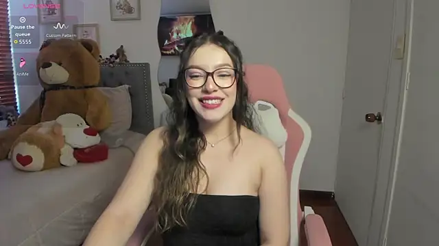 Snapshot of samysweet_8 chatting on 13, 3, 2026 samysweet 8 online show from 13, 3, 2026