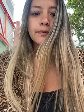 alana 69 online show from 5, 3, 2025