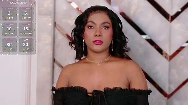Snapshot of Sara_Boom chatting on 4, 7, 2026 Sara Boom online show from 4, 7, 2026