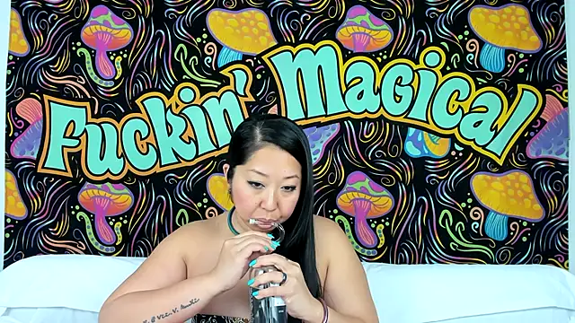 Snapshot of Lexie-Mack chatting on 11, 11, 2025 Lexie-Mack online show from 11, 11, 2025