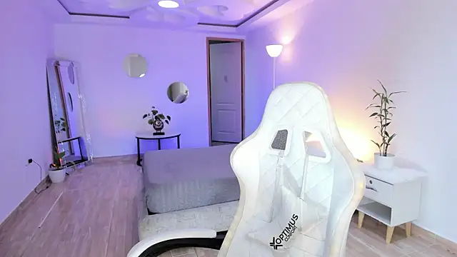 carleee winter online show from 23, 5, 2026