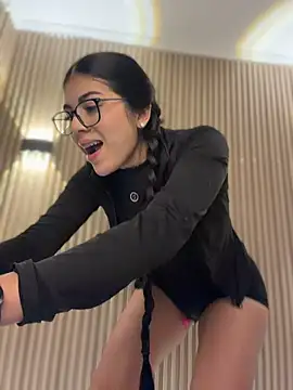 Sarasanders 4 online show from 10, 1, 2026