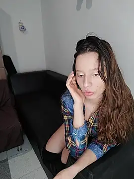 Isaandysex2428 online show from 18, 12, 2025