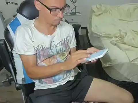 guachin hunk online show from 26, 12, 2024