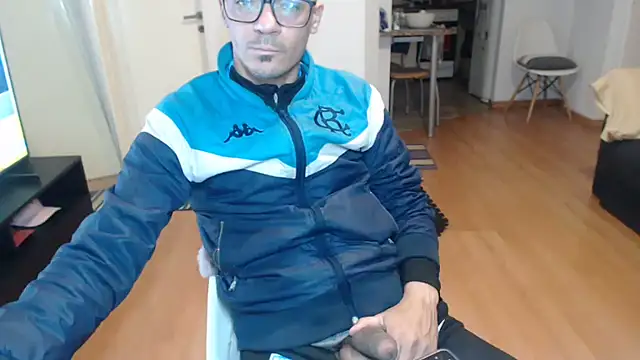 Snapshot of guachin_hunk chatting on 21, 6, 2026 guachin hunk online show from 21, 6, 2026