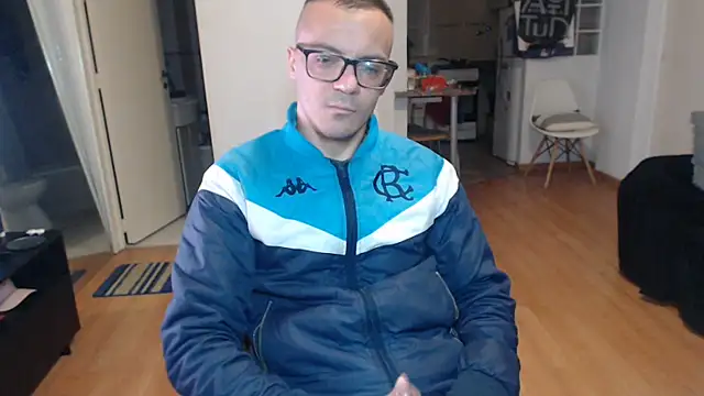 Snapshot of guachin_hunk chatting on 24, 7, 2026 guachin hunk online show from 24, 7, 2026