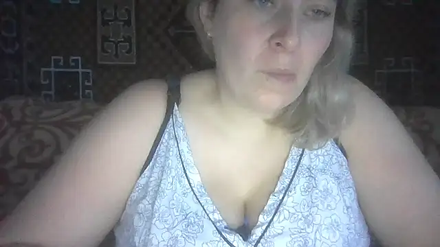 Diana Britt online show from 2, 12, 2025