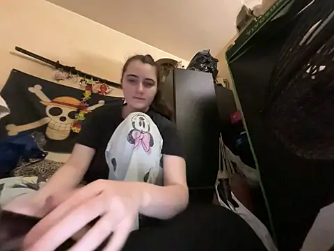 Snowbunnycake 131 online show from 16, 1, 2026