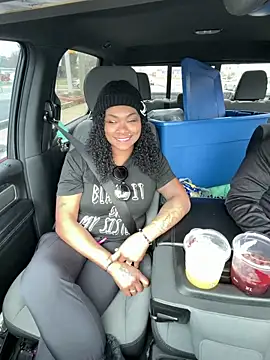 HaloRodeoLover2 online show from 5, 3, 2026