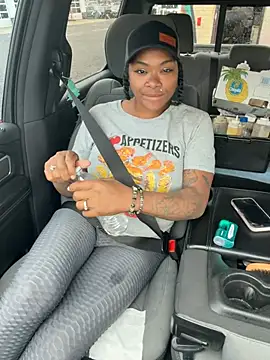 HaloRodeoLover2 online show from 27, 3, 2026