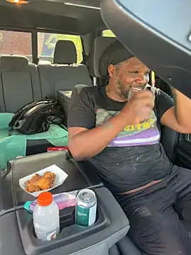 HaloRodeoLover2 online show from 4, 4, 2026