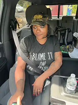 HaloRodeoLover2 online show from 19, 4, 2026