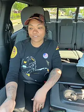 HaloRodeoLover2 online show from 21, 4, 2026