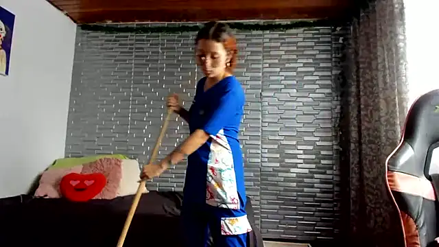 Ginger Sweetty online show from 12, 3, 2026