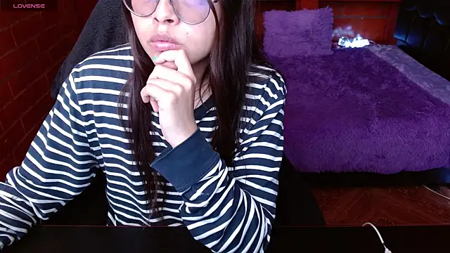 Snapshot of MidoriQuiinn chatting on 15, 7, 2026 MidoriQuiinn online show from 15, 7, 2026