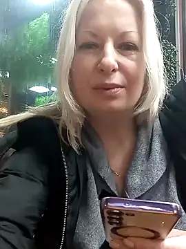 Snapshot of Arina_smiles chatting on 27, 12, 2024 Arina smiles online show from 27, 12, 2024