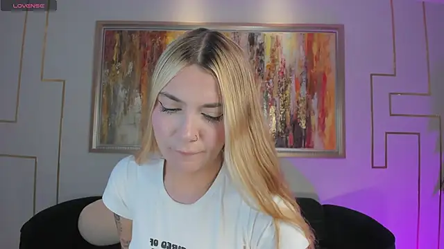 NiaHolland online show from 22, 2, 2026