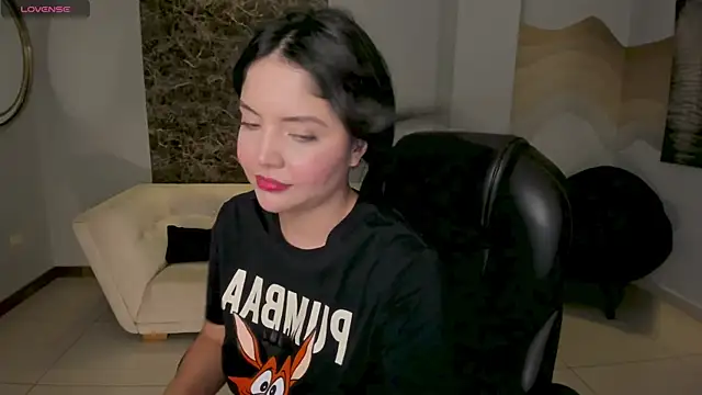 Snapshot of NinaMichelle chatting on 30, 6, 2026 NinaMichelle online show from 30, 6, 2026