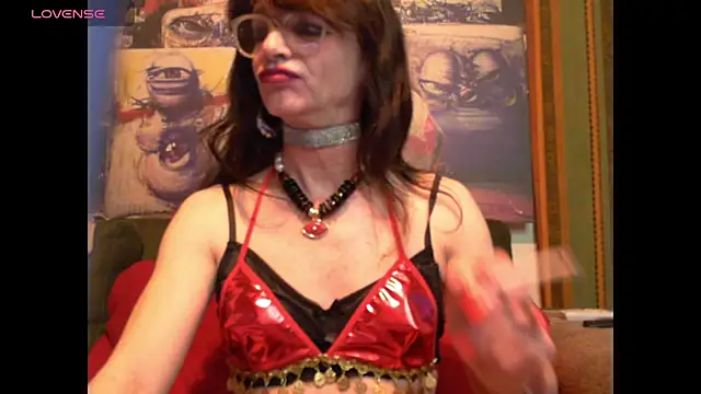 Snapshot of TheBlackWtch chatting on 30, 4, 2026 TheBlackWtch online show from 30, 4, 2026