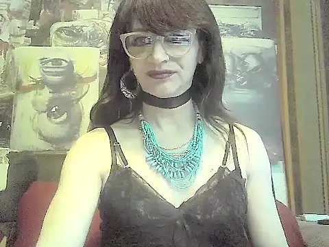 Snapshot of TheBlackWtch chatting on 27, 5, 2026 TheBlackWtch online show from 27, 5, 2026