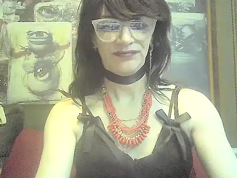 Snapshot of TheBlackWtch chatting on 4, 7, 2026 TheBlackWtch online show from 4, 7, 2026