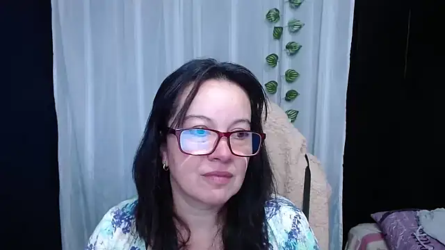 Snapshot of Sonialorens_ chatting on 9, 1, 2025 Sonialorens  online show from 9, 1, 2025