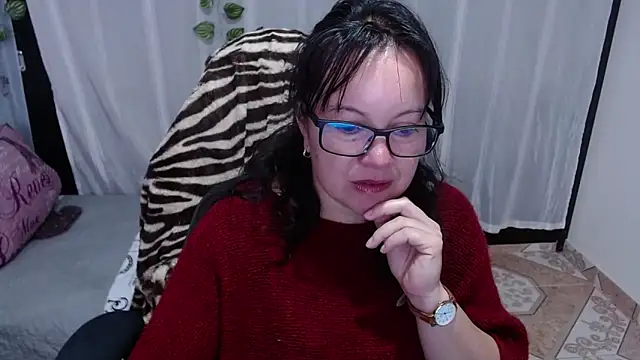Snapshot of Sonialorens_ chatting on 5, 2, 2025 Sonialorens  online show from 5, 2, 2025