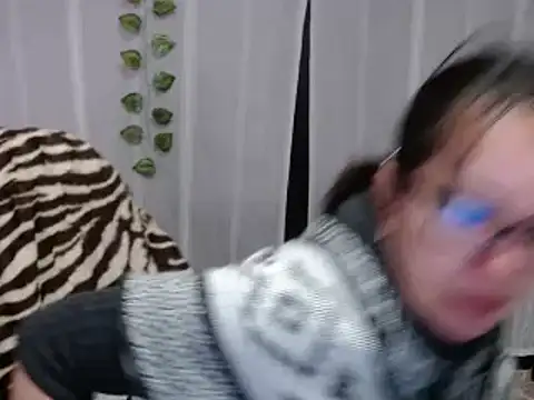 Snapshot of Sonialorens_ chatting on 8, 2, 2025 Sonialorens  online show from 8, 2, 2025