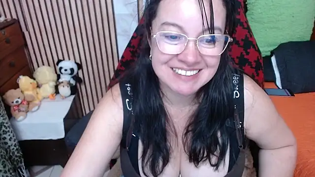 Snapshot of Sonialorens_ chatting on 4, 10, 2025 Sonialorens  online show from 4, 10, 2025