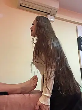 angelitasexy81 online show from 13, 2, 2025