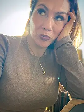 angelitasexy81 online show from 23, 2, 2026