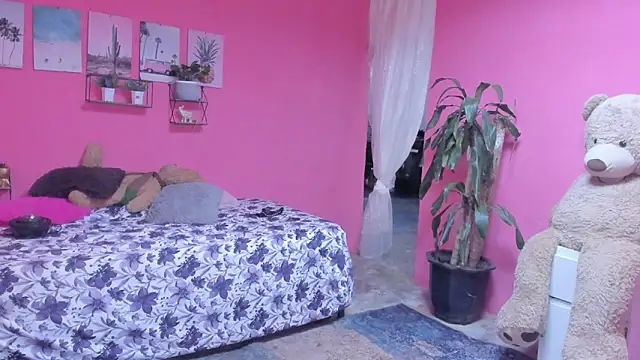 Emma lean online show from 2, 12, 2024