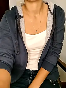 Snapshot of megan2021 chatting on 14, 10, 2025 megan2021 online show from 14, 10, 2025