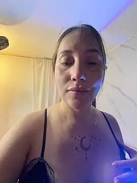 Snapshot of hotpawgmilf chatting on 28, 5, 2026 hotpawgmilf online show from 28, 5, 2026
