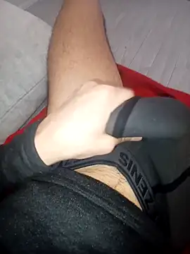 Snapshot of QuietBoy chatting on 10, 2, 2026 QuietBoy online show from 10, 2, 2026