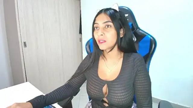 sophiax-x online show from 22, 11, 2025