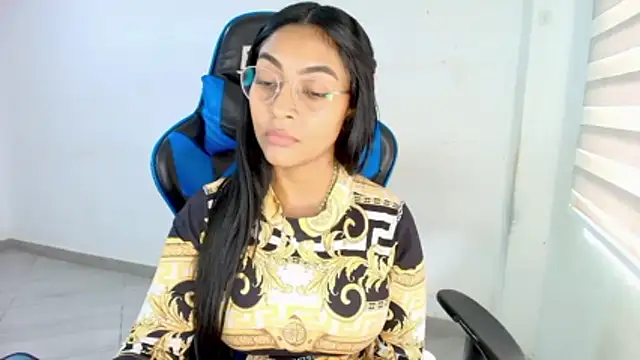 sophiax-x online show from 13, 2, 2026