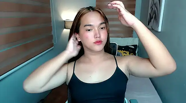 MoaningKylie online show from 13, 12, 2024