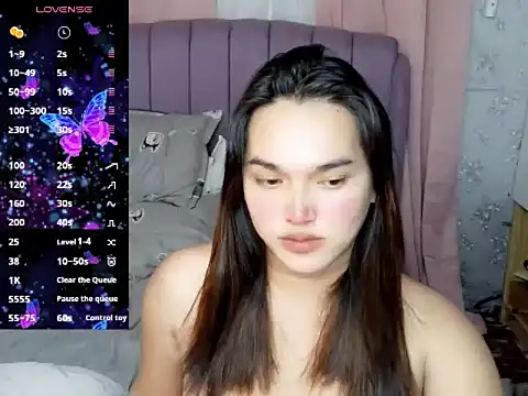 MoaningKylie online show from 6, 3, 2026