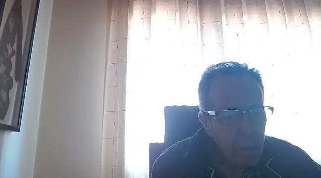 Snapshot of TonyComa chatting on 4, 12, 2024 TonyComa online show from 4, 12, 2024