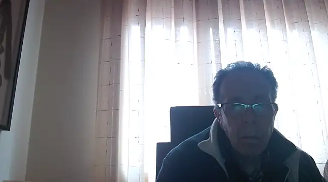 Snapshot of TonyComa chatting on 19, 12, 2024 TonyComa online show from 19, 12, 2024