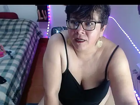 Snapshot of angelitolove727 chatting on 21, 7, 2026 angelitolove727 online show from 21, 7, 2026