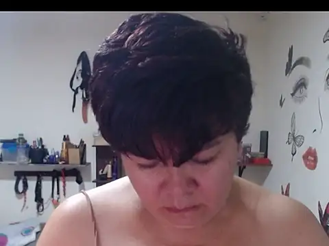 Snapshot of angelitolove727 chatting on 25, 7, 2026 angelitolove727 online show from 25, 7, 2026